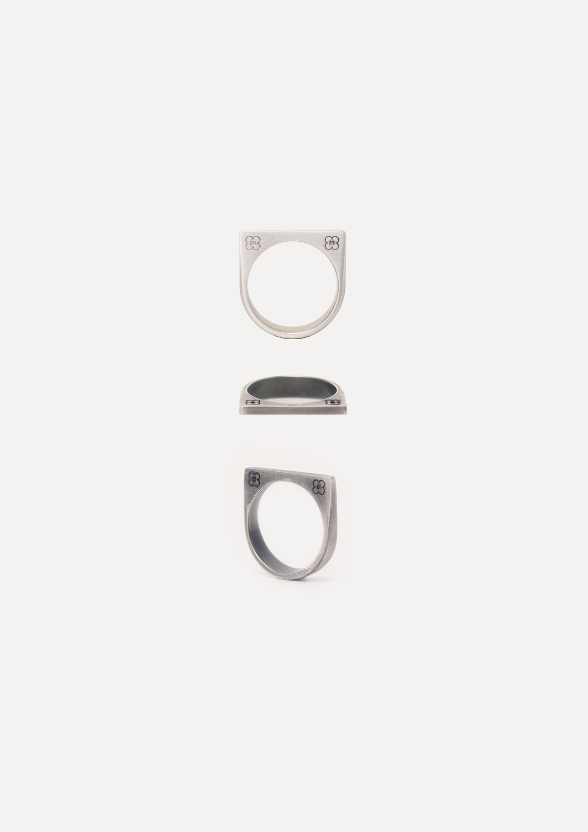 BAR RING-FIXED SIZE RING
