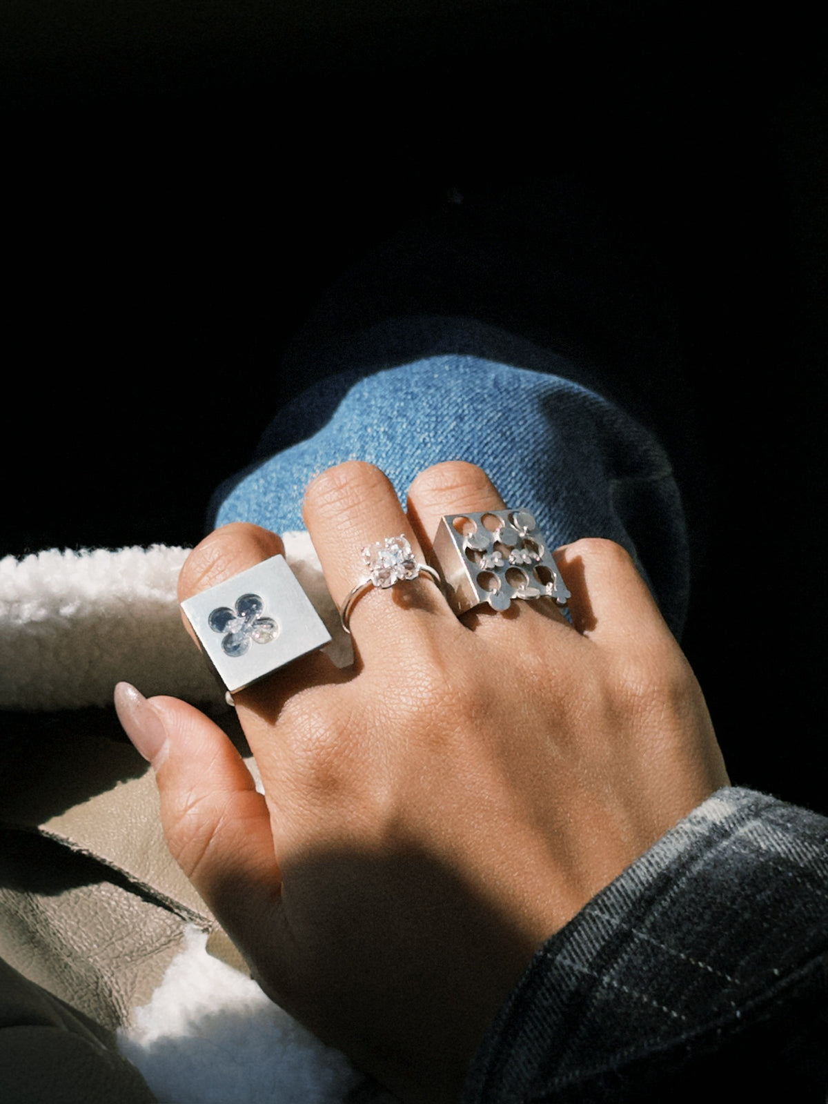 Sparkly Flower Glass Box Ring