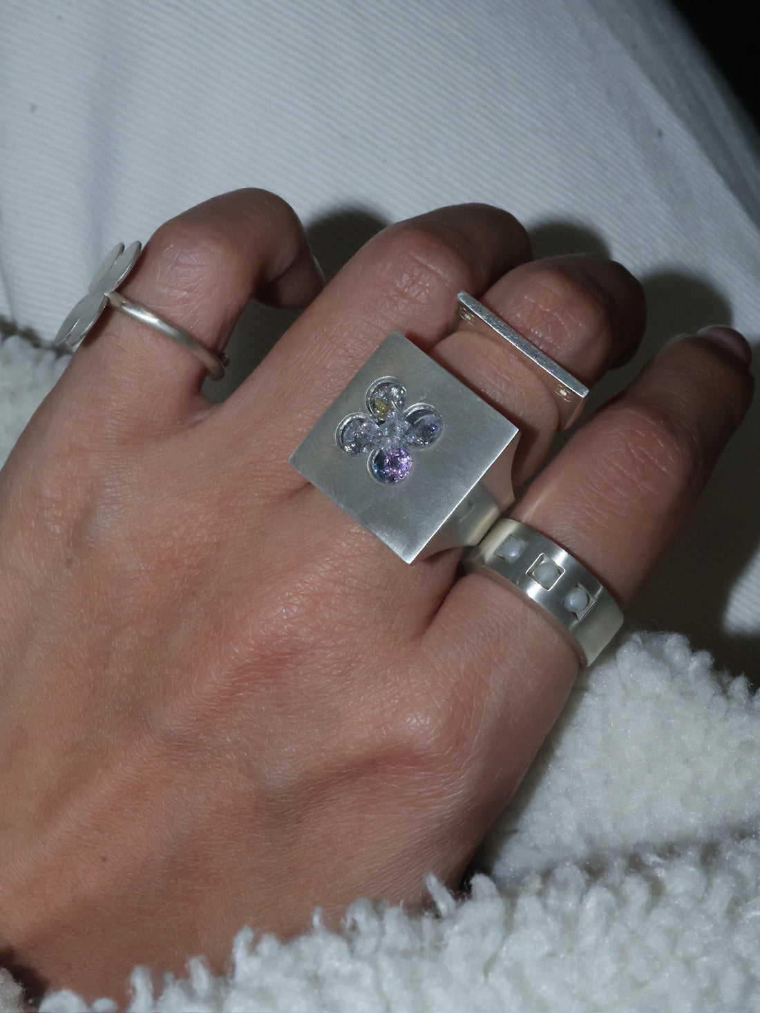 Sparkly Flower Glass Box Ring