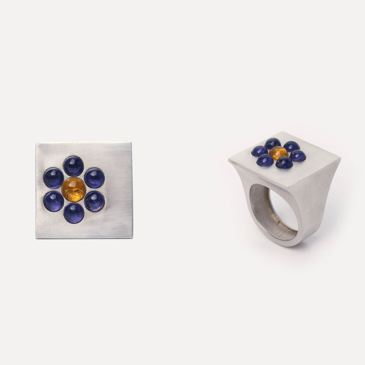 Cheeky Flower Ring