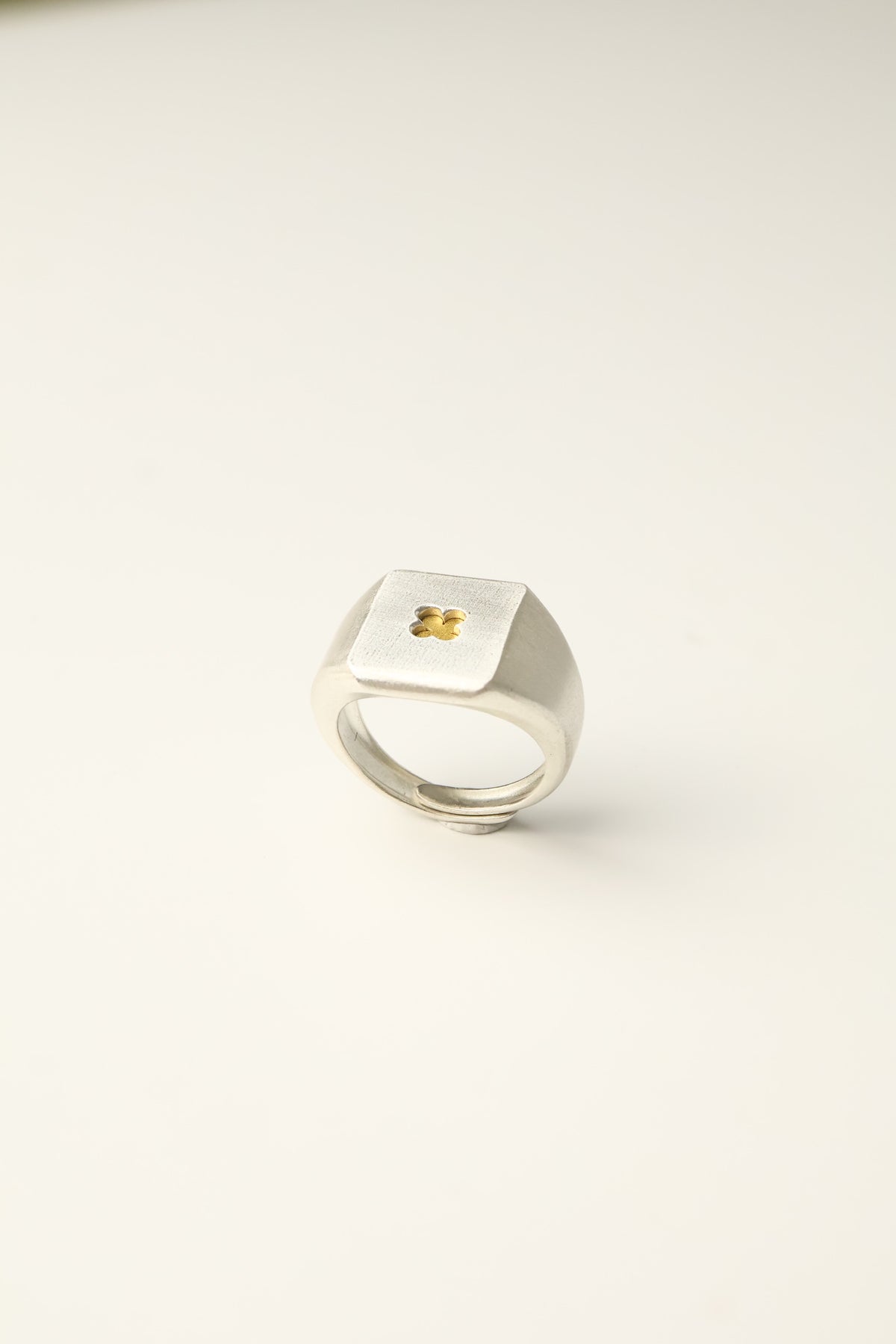 Flower Pinky Ring