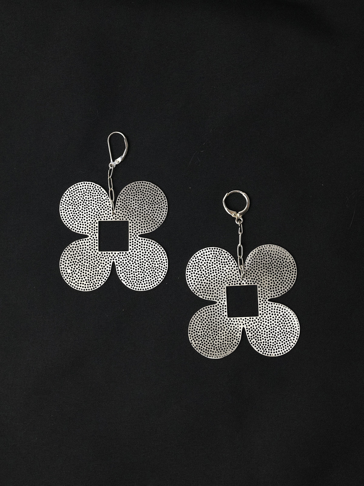 Airy Flower Earrings