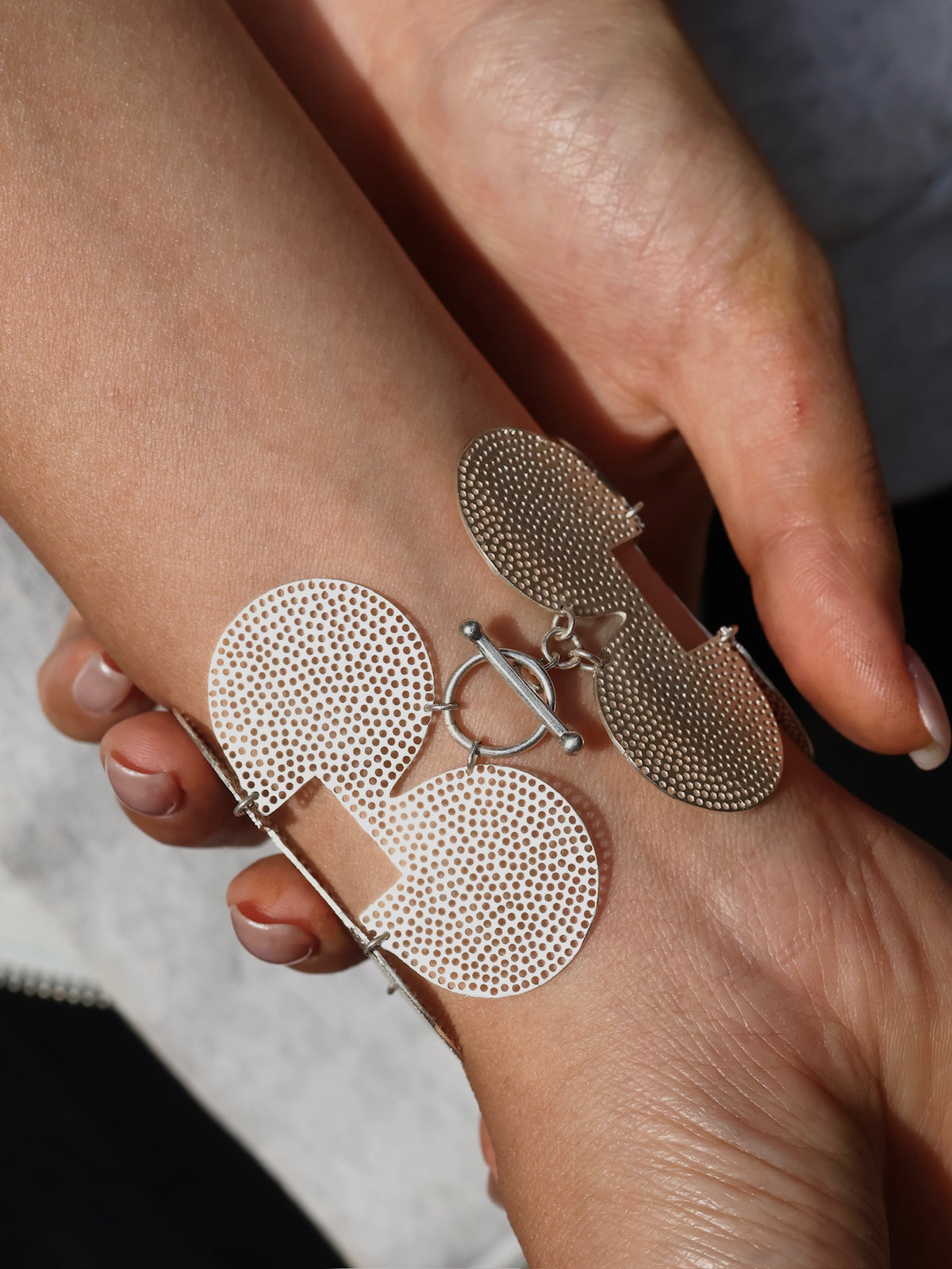 Airy Flower Bracelet